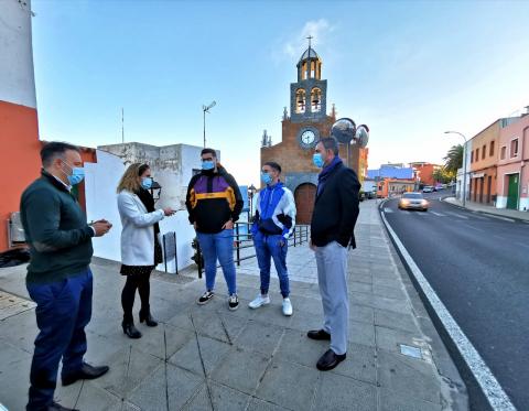 Recogida de firmas en Icod el Alto en Los Realejos (Tenerife) / CanariasNoticias.es
