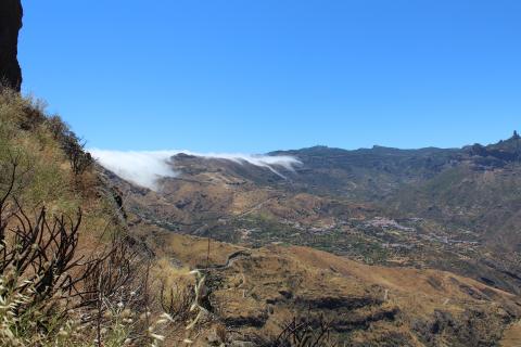 Paisaje desde la cueva de Candiles en Artenara (Gran Canaria)