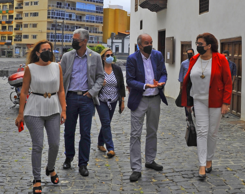 Diputados de CC-PNC de Tenerife denuncian la “parálisis turística” de Puerto de la Cruz / CanariasNoticias.es