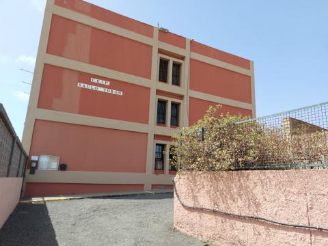 Trabajos de mejora en el CEIP Poeta Saulo Torón en Telde / CanariasNoticias.es Trabajos de mejora en el CEIP Poeta Saulo Torón en Telde / CanariasNoticias.es