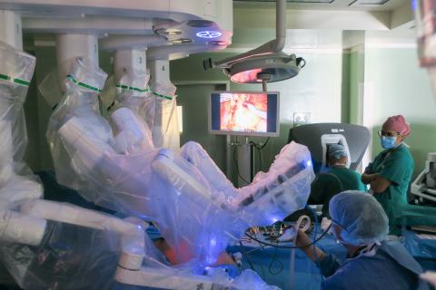 Intervención quirúrgica con el robot Da Vinci / CanariasNoticias.es