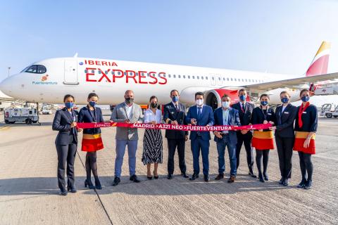 Bautizo del avión "Fuerteventura" de Iberia Express / CanariasNoticias.es