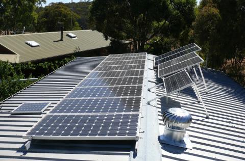 Placas de energía fotovoltaica en Canarias / CanariasNoticias.es