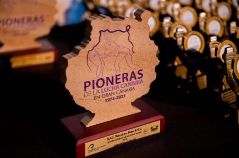 Pioneras de la Lucha Canaria/ canariasnoticias Pioneras de la Lucha Canaria/ canariasnoticias