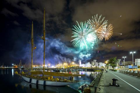 Fuegos artificiales en Santa Cruz de Tenerife / CanariasNoticias.es