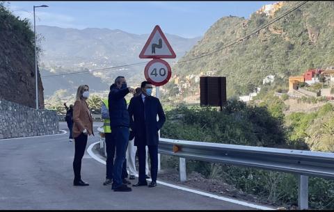 Reabre al tráfico la carretera de Los Olivos (GC-321) en Santa Brígida / CanariasNoticias.es