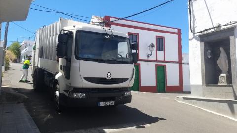 Gáldar adjudica a Grúas Gran Canaria la recogida de residuos urbanos / CanariasNoticias.es