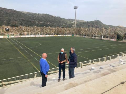 Nueva iluminación del Estadio Municipal de Los Olivos de Santa Brígida / CanariasNoticias.es