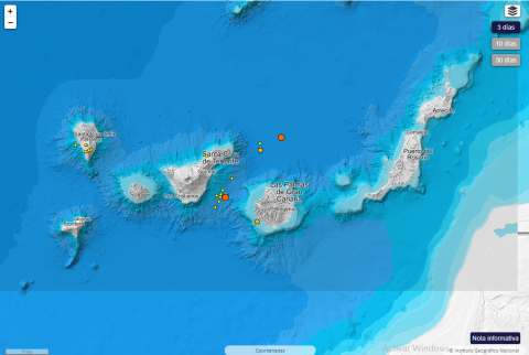  Volcán de Enmedio. Enjambre sísmico/ canariasnoticias.es