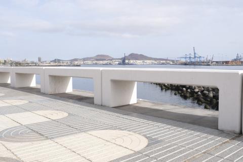 La Avenida Marítima de Las Palmas de Gran Canaria estrena 942 bancos / CanariasNoticias.es