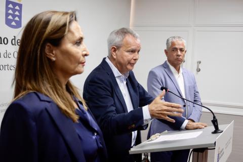 La alcaldesa de Agaete lamenta los nuevos retrasos en la carretera de La Aldea