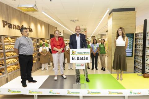 Inauguración HiperDino El Batán / CanariasNoticias.es 