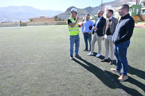 Visita a instalaciones deportivas de Gáldar / CanariasNoticias.es 