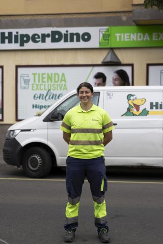 Trabajadora de HiperDino / CanariasNoticias.es 