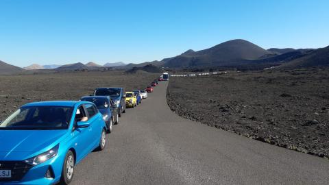 Colas en el Parque Nacional de Timanfaya