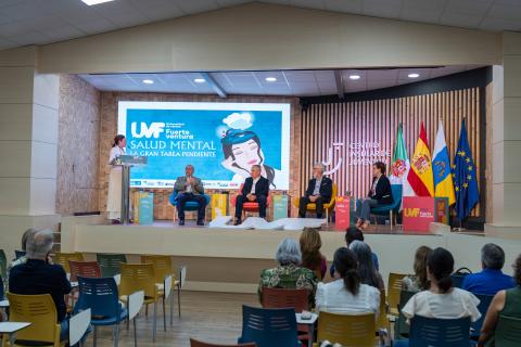 Mesa redonda en Universidad de Verano de Fuerteventura / CanariasNoticias.es 