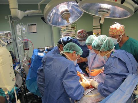 Momento de una intervención de trasplante hepático/ canariasnoticias.es Momento de una intervención de trasplante hepático/ canariasnoticias.es