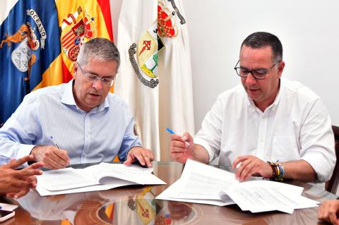 Firma del convenio / CanariasNoticias.es 