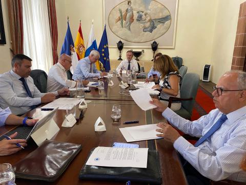 Reunión de la Fecai en La Palma/ canariasnoticias.es