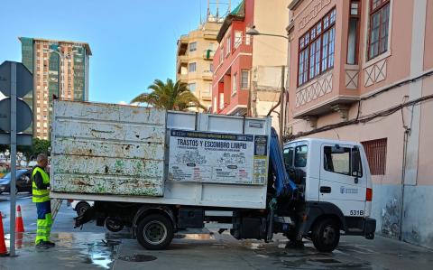 Recogida de trastos / CanariasNoticias
