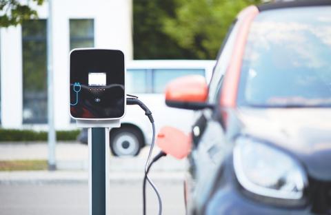Carga de vehículo eléctrico